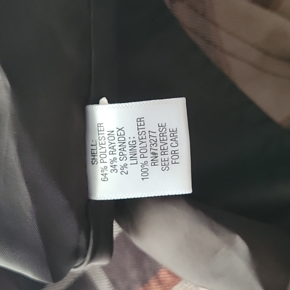 Women's Jacket - Picture 11 of 12